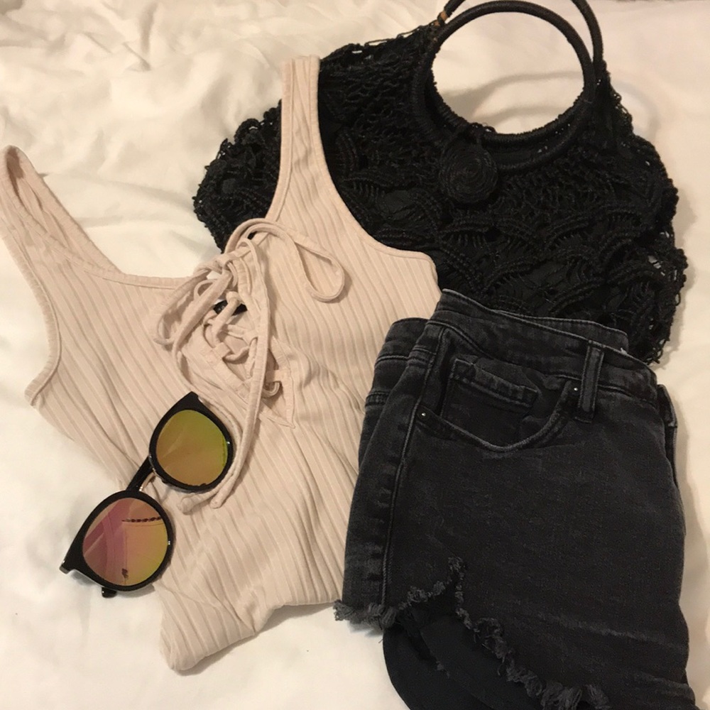 🎆Blush Pink Ribbed Body Suit🎆